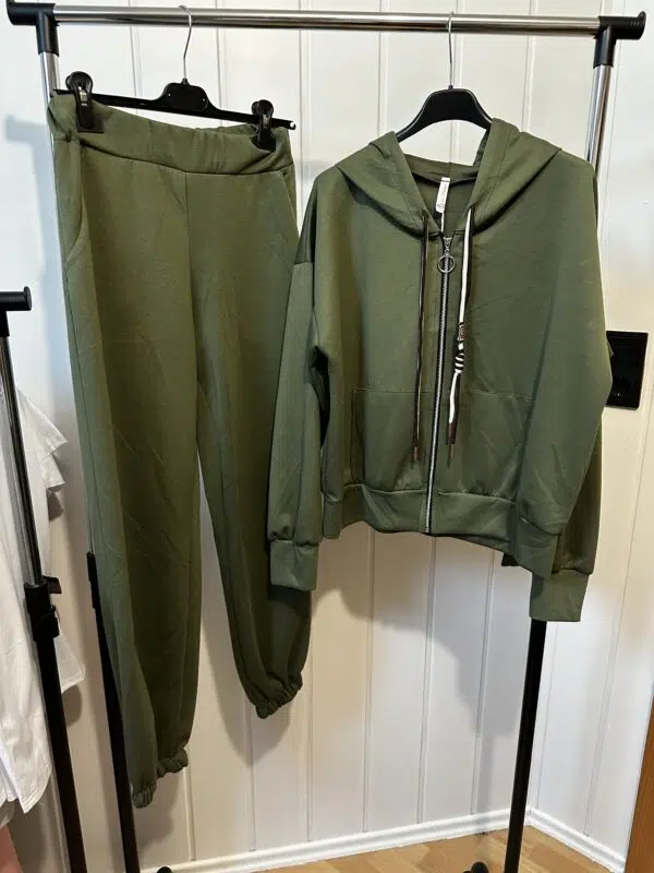 Jogginanzug Kaki